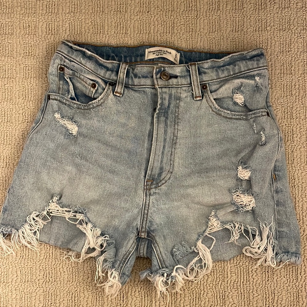 Abercrombie 4 in mom short - curve love